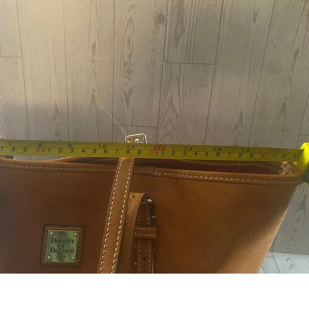 Dooney & Bourke Saffiano Leather Large Tote Bag Tan Cognac Shoulder Purse - Picture 3 of 8